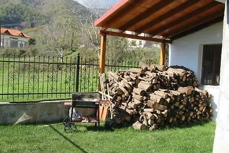 το ξύλινο Semesterbostad *